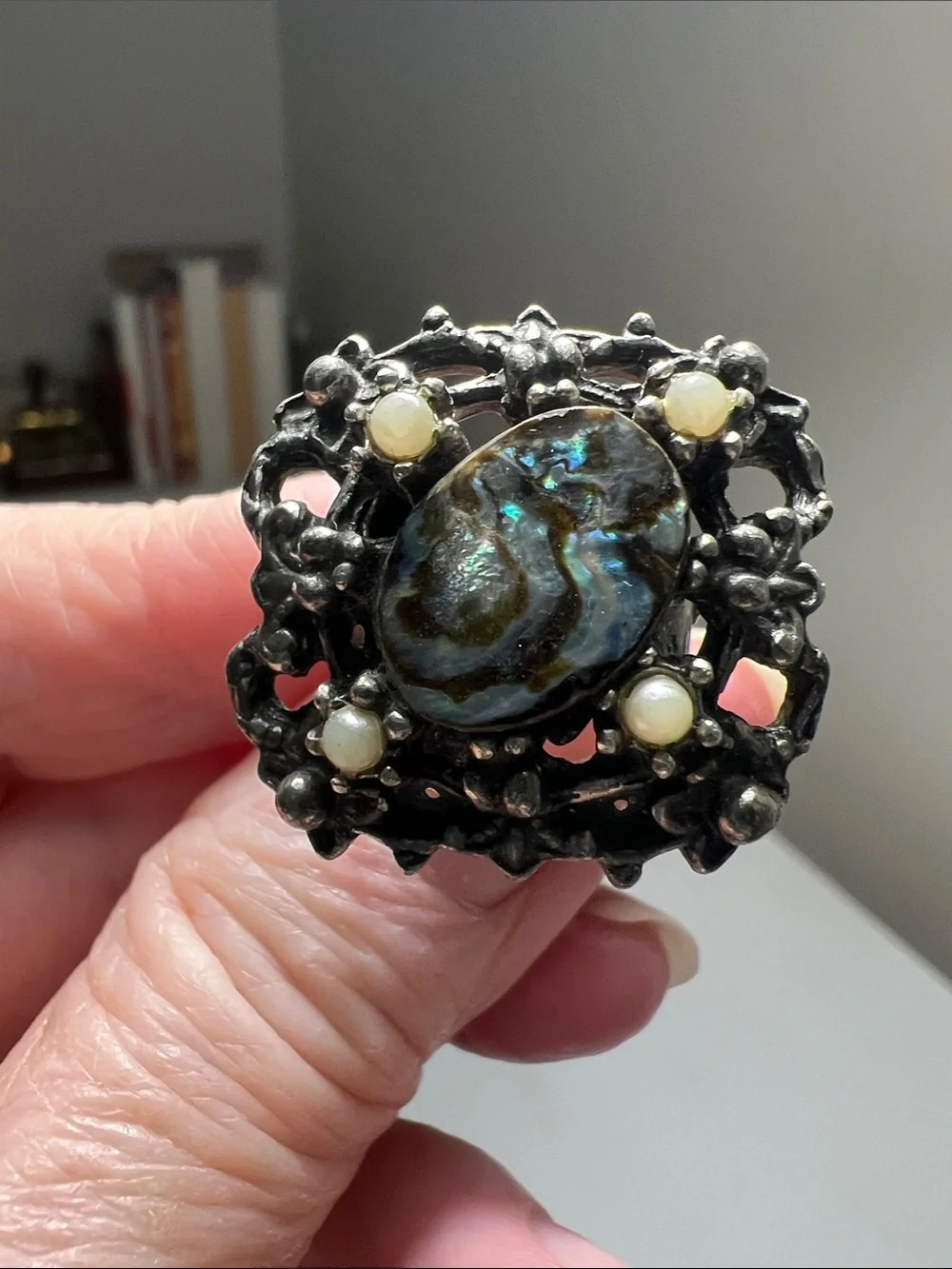 Oxidized Silver Abalone Statement  Ring - Iridescent Shell - Size 7 - Vintage